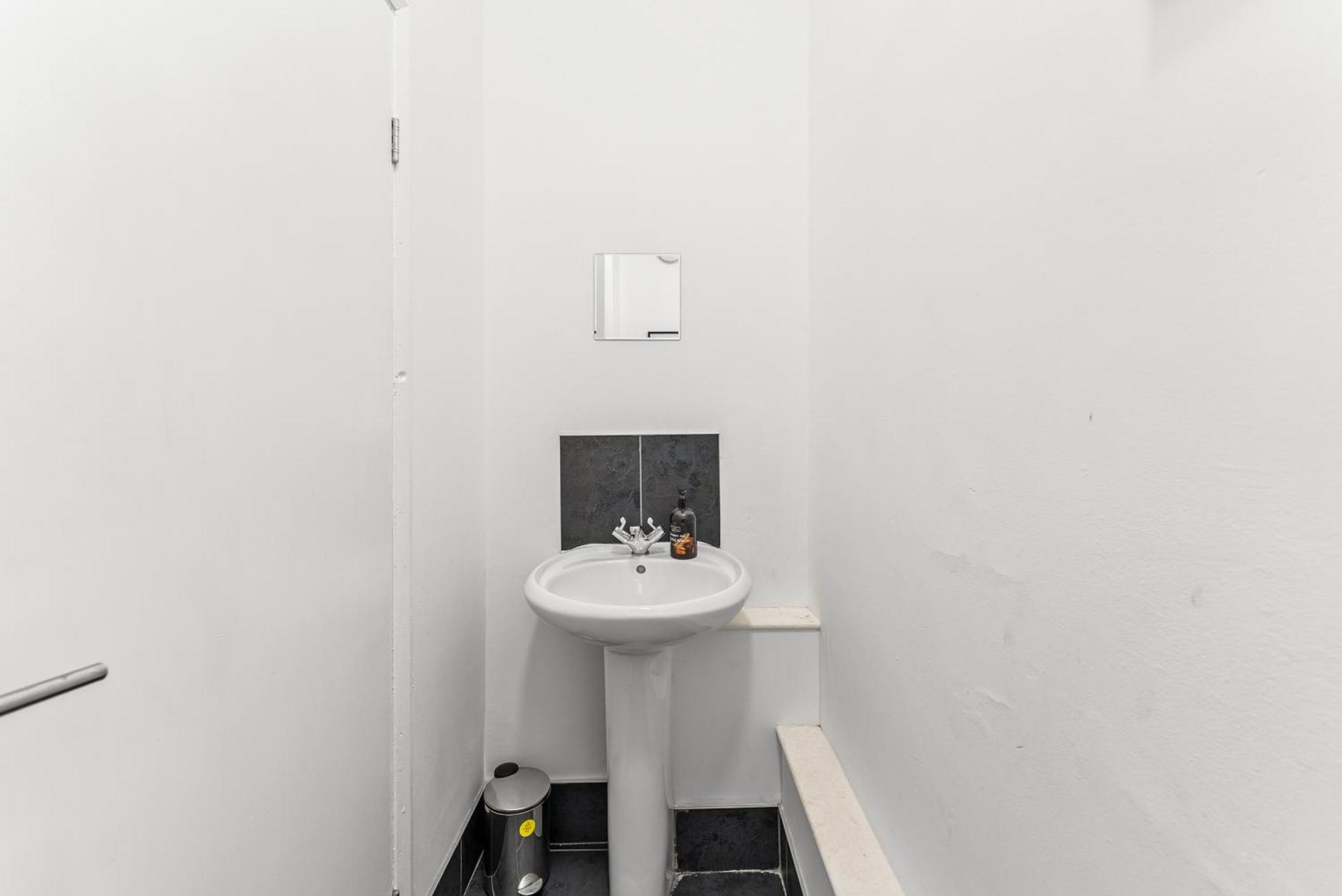 Ferienwohnung 20 Percent Off! Stylish Sheffield Abode Sleeps 12 Exterior foto
