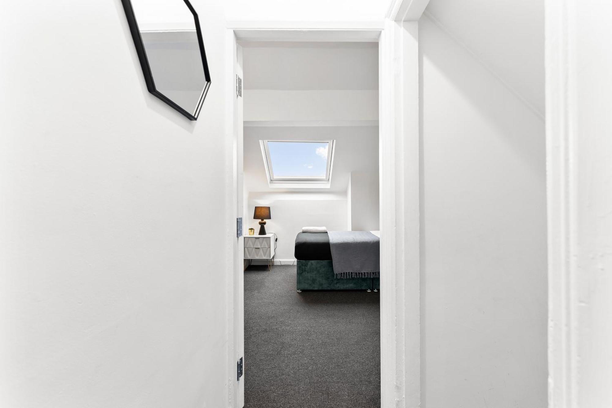Ferienwohnung 20 Percent Off! Stylish Sheffield Abode Sleeps 12 Exterior foto